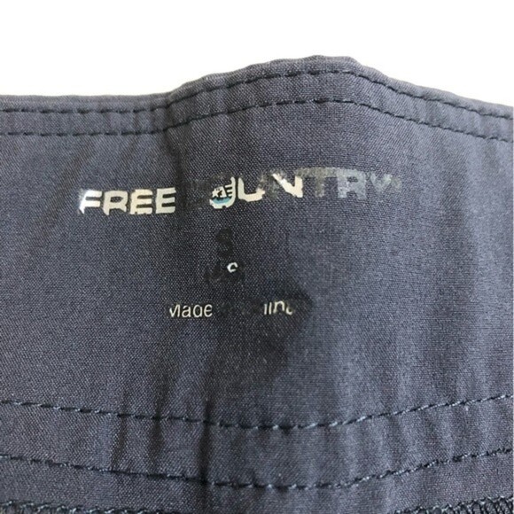 Free Country Woman’s Athlete Shorts Dark Navy - Picture 3 of 6